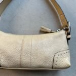 Vintage Y2K Coach Tan Leather Baguette Shoulder Bag - Image 2