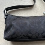 Vintage Y2K Coach Black Baguette Shoulder Bag - Image 3