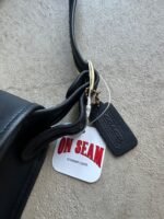 Vintage Coach Black Classic Shoulder Bag - Image 4