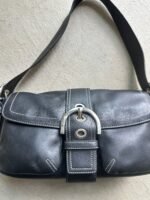 Vintage Y2K Coach Black Square Soho Leather Shoulder Bag - Image 2