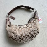 Vintage Y2K Coach Tan Croissant Shoulder Bag