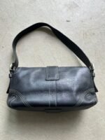 Vintage Y2K Coach Black Square Soho Leather Shoulder Bag - Image 4