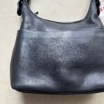 Vintage Y2K Coach Black Shoulder Bag - Image 2