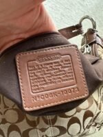 Vintage Y2K Coach Tan Croissant Shoulder Bag - Image 7
