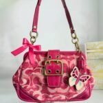 Y2K vintage original coach shoulder hot pink bag with detachable butterfly 🦋💞