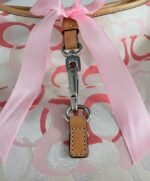 Y2K vintage pink Hampton shoulder bag from 2003 🎀 - Image 4