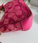 Y2K hot pink mini Demi coach shoulder bag from 2003 💞 - Image 5